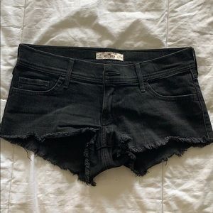 Black Hollister short shorts